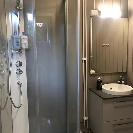 Taivaanvuohi فيلة Poytya