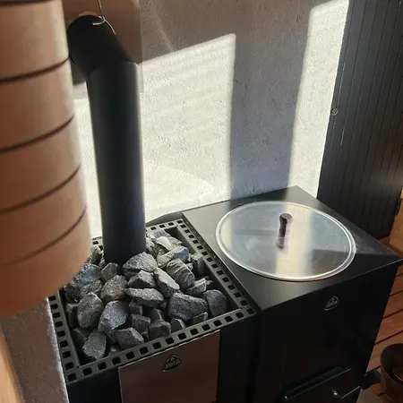 Taivaanvuohi فيلة *